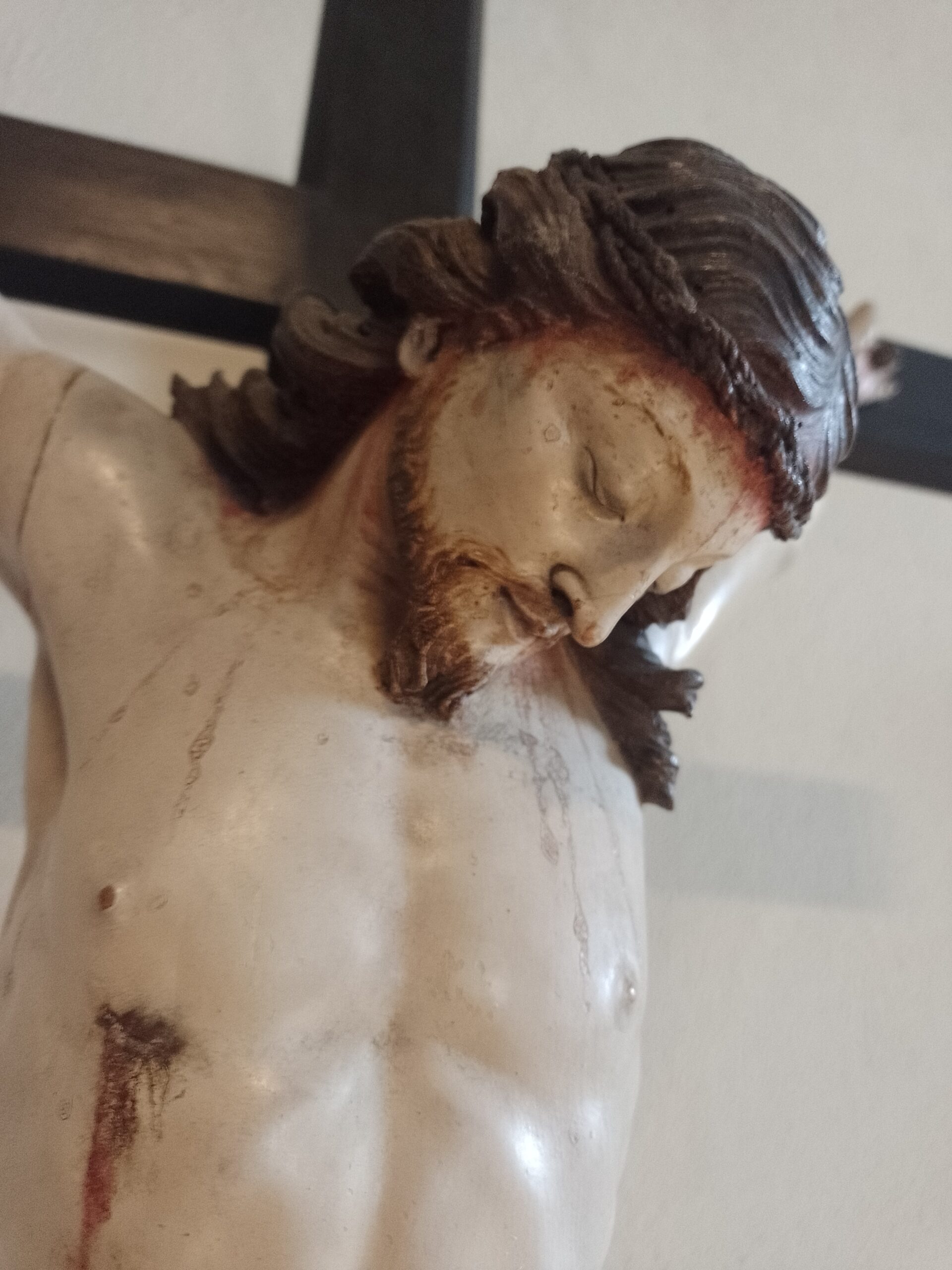 Crocifisso di A.M. Maragliano, Genova - Comunità Francescana delle Sorelle